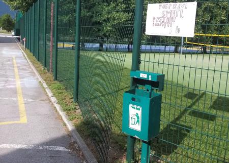 Vandalizem na ograji pri OŠ Cerknica 04 Foto Boštjan Otoničar